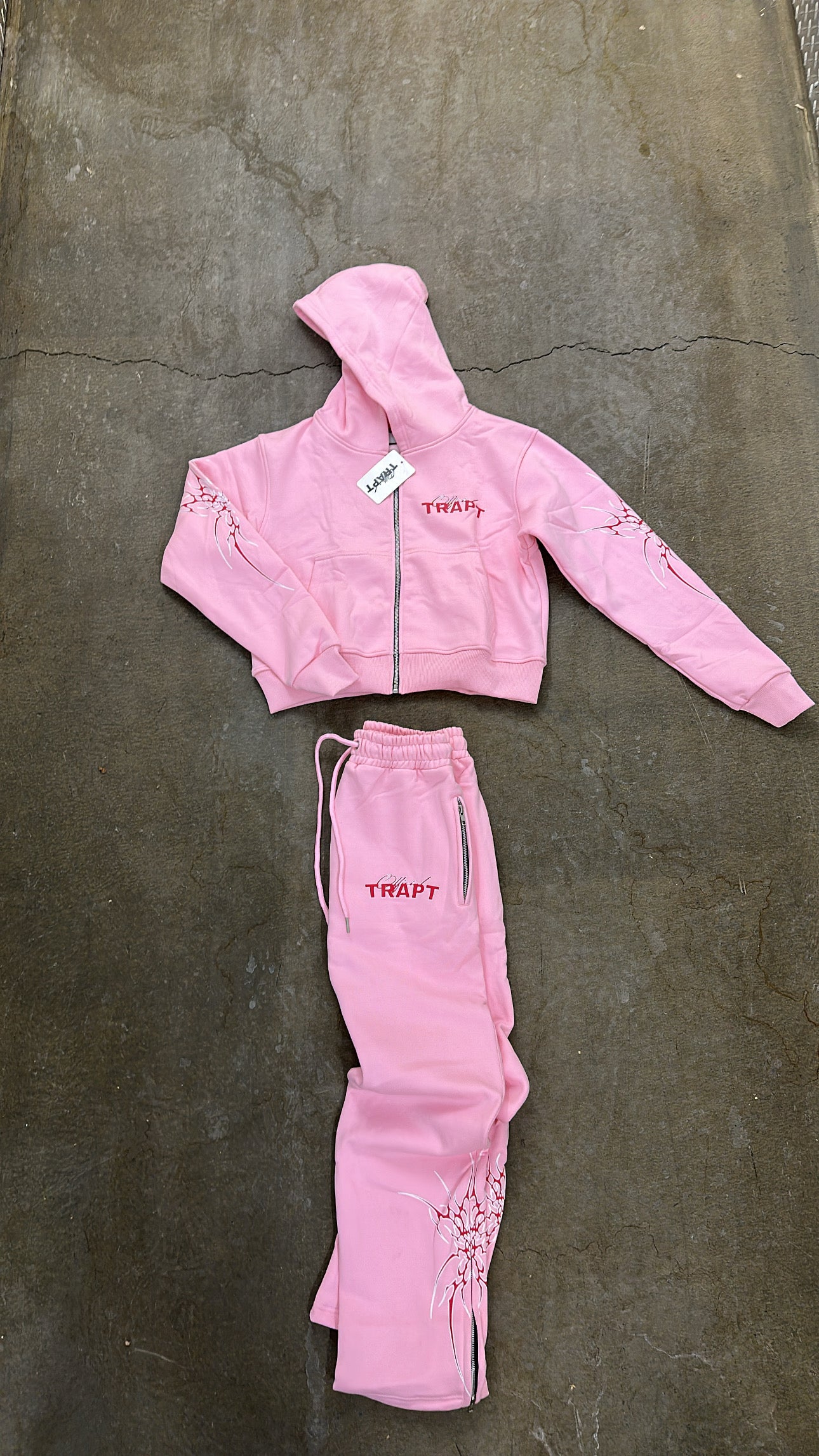 PINK WEB PRINT SWEATSUIT