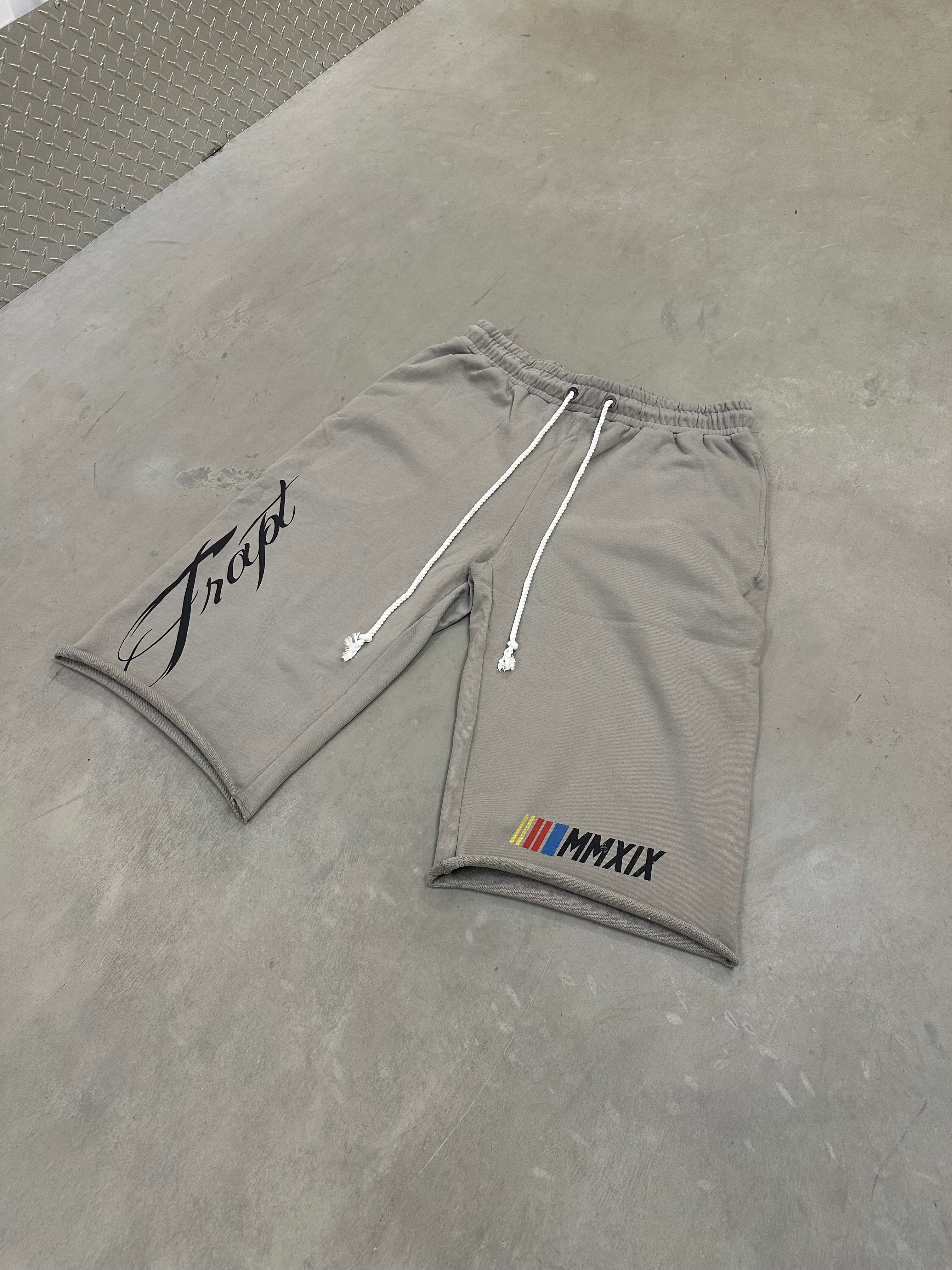 Trapt takeover 3/4 shorts